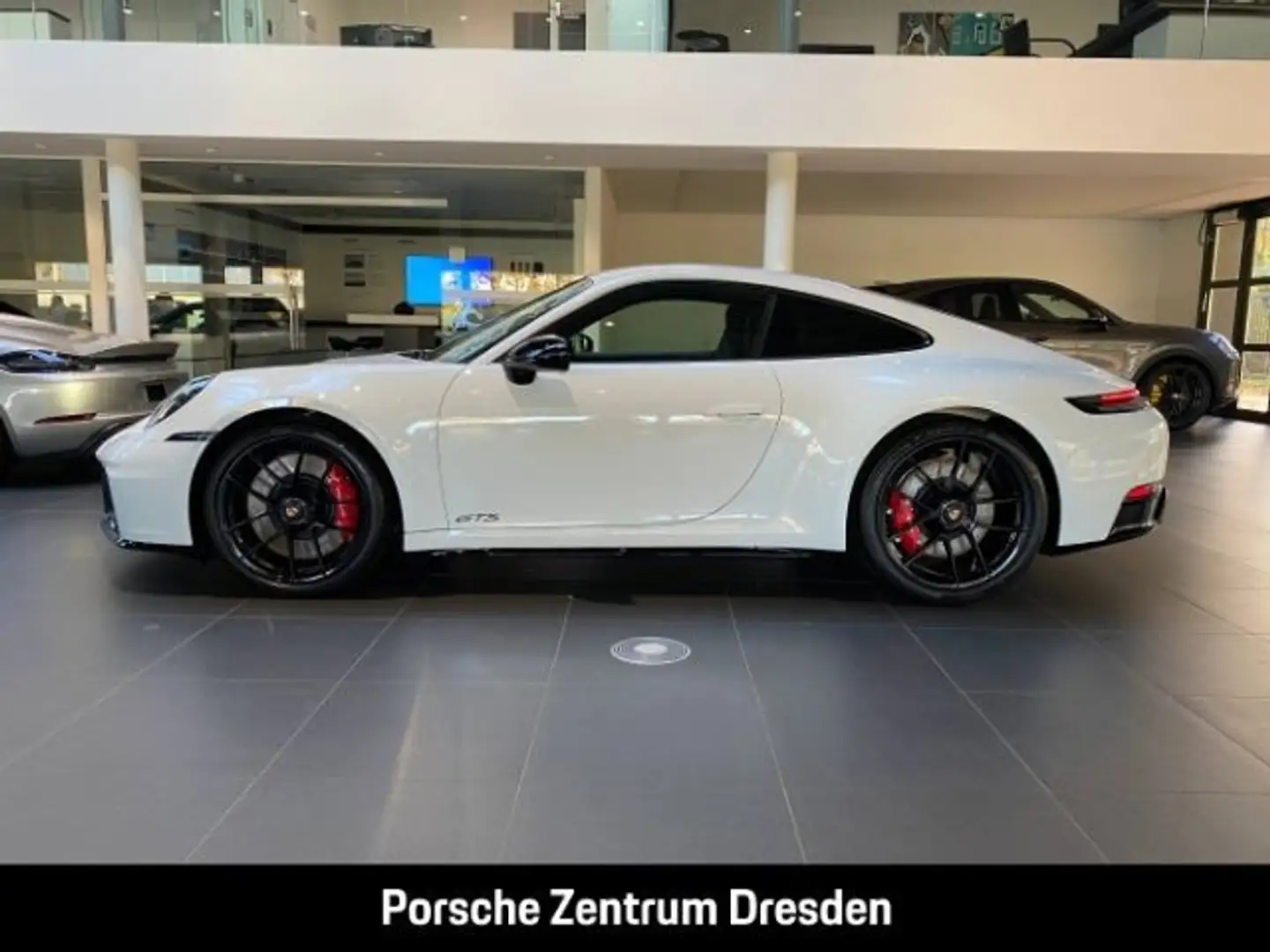 Porsche 992 -2 (911) Carrera GTS*BOSE*Servol. Plus Blanc - 2