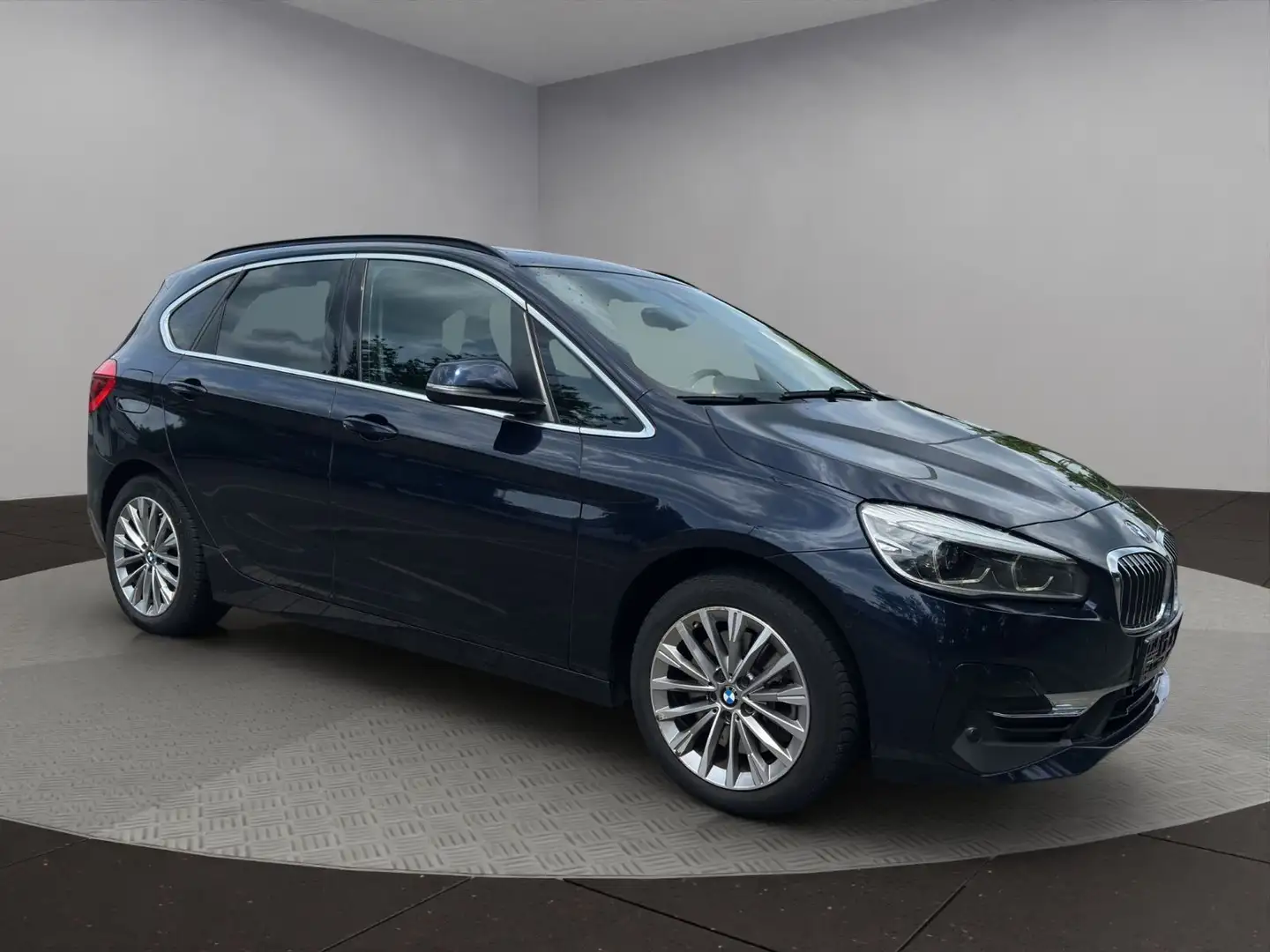 BMW 225 Act.-Tourer 225PS xe Luxury Leder/e-Sitze/Pano++ Blu/Azzurro - 1