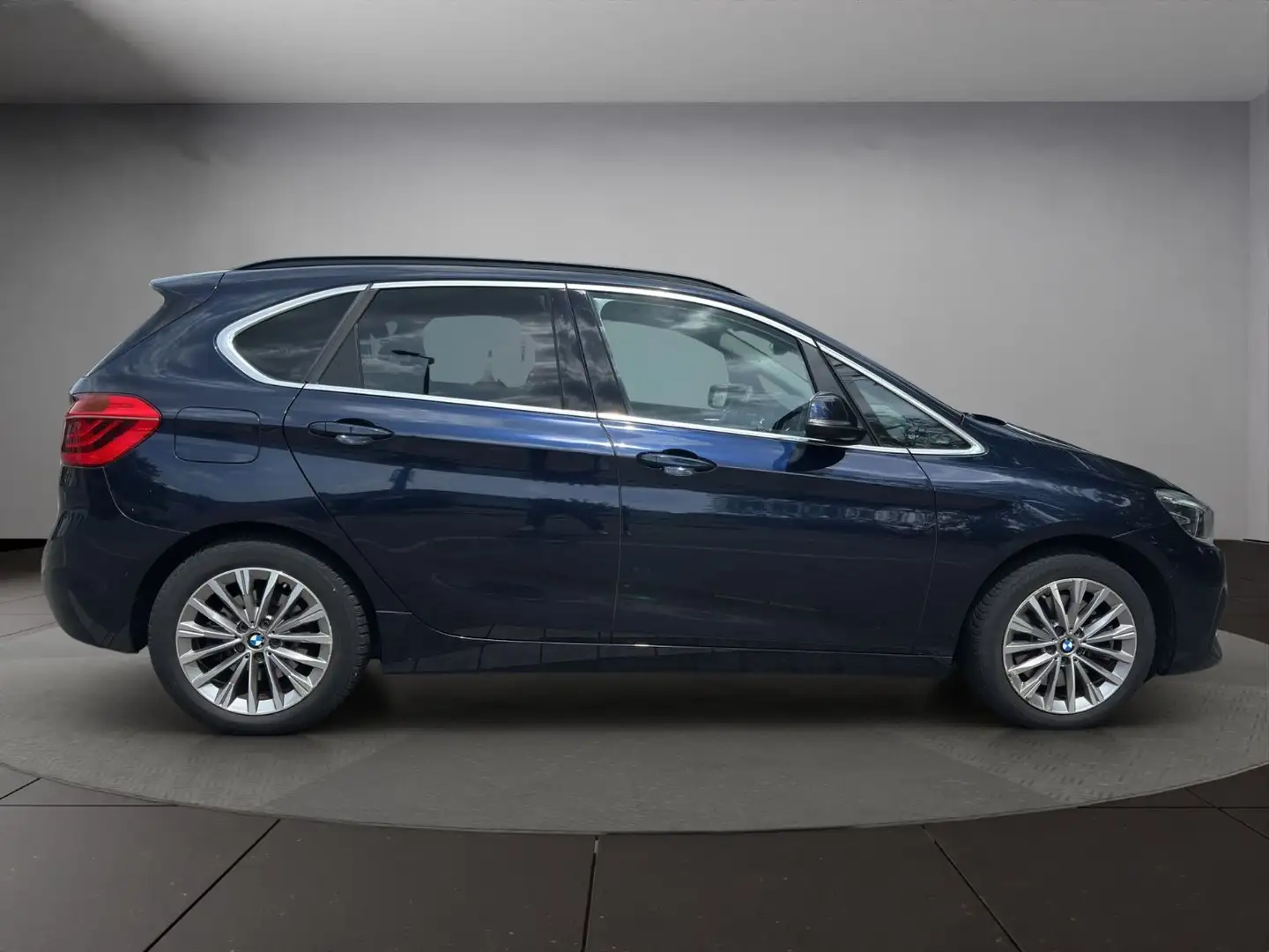 BMW 225 Act.-Tourer 225PS xe Luxury Leder/e-Sitze/Pano++ Blu/Azzurro - 2
