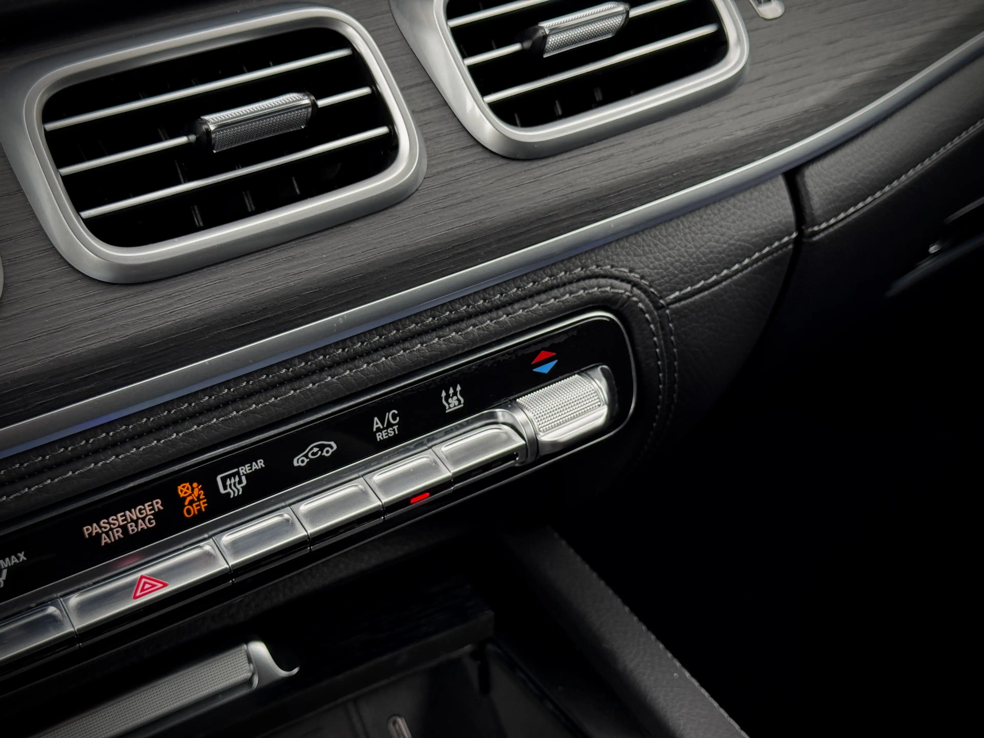 Mercedes-Benz GLE 53 AMG Hybrid e 4Matic | Burmester | Pano | Luchtvering | — photo 30