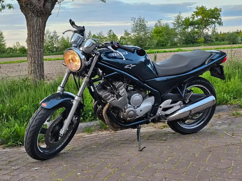 Yamaha XJ 600 - foto 2