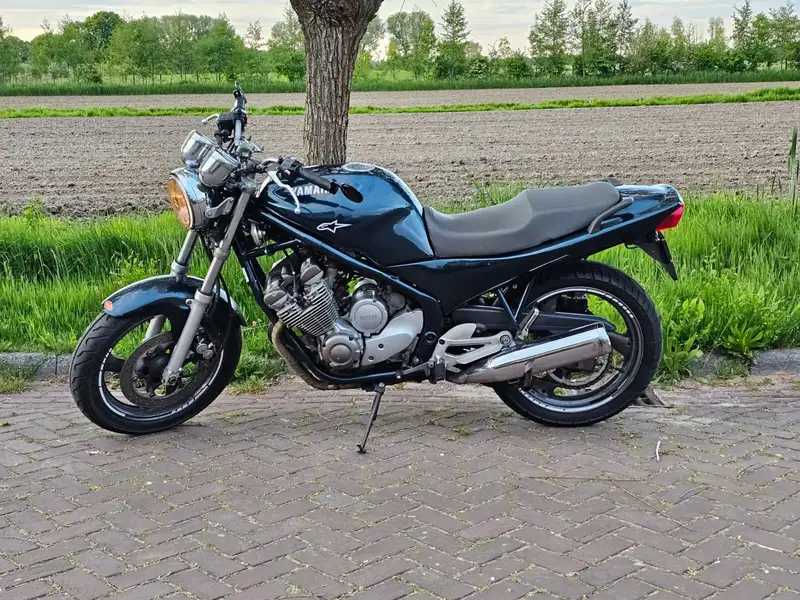Yamaha XJ 600