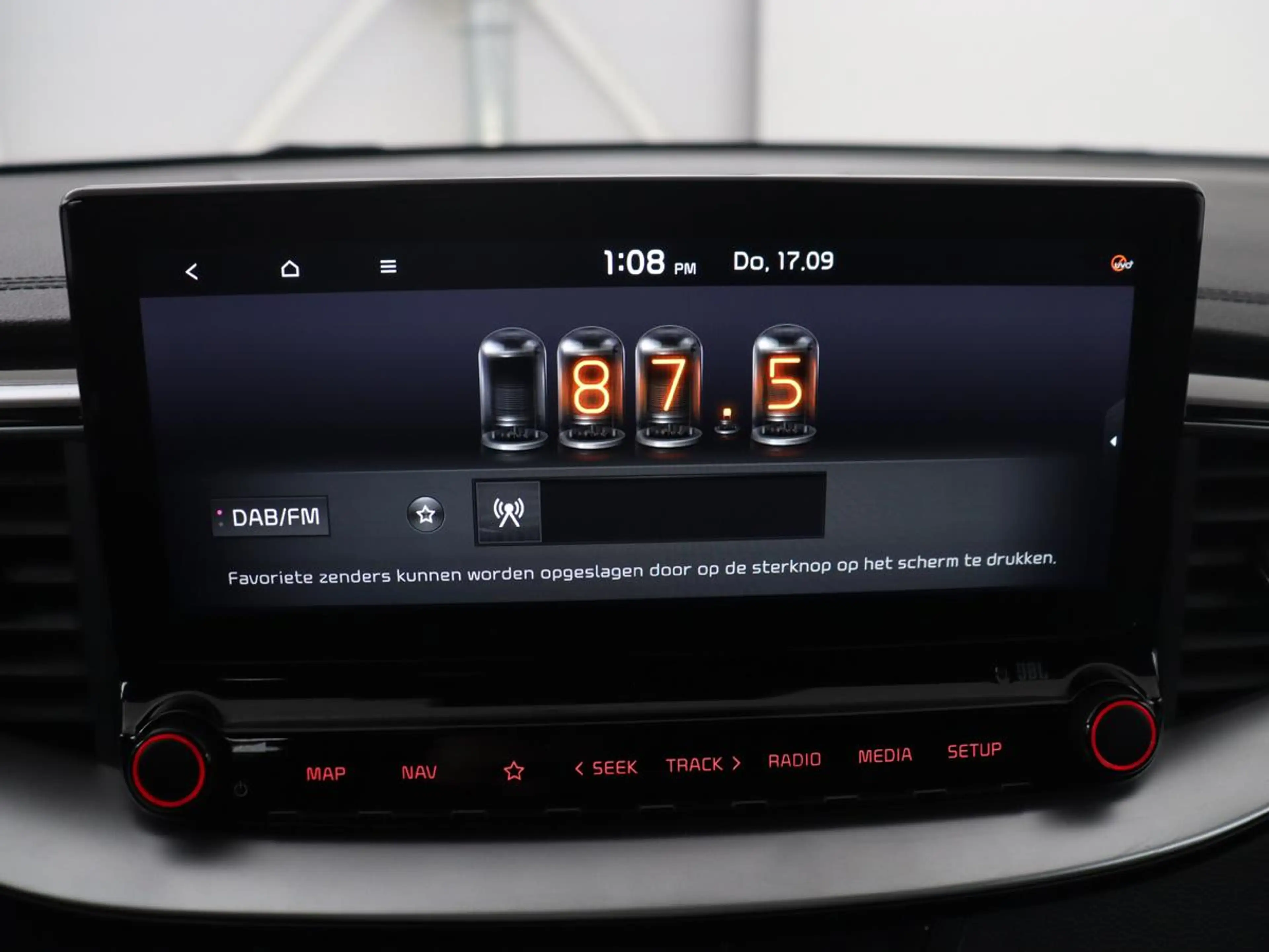 Kia Ceed SW / cee'd SW Sportswagon 1.5 T-GDi MHEV GT-Line Edition | Apple — photo 17