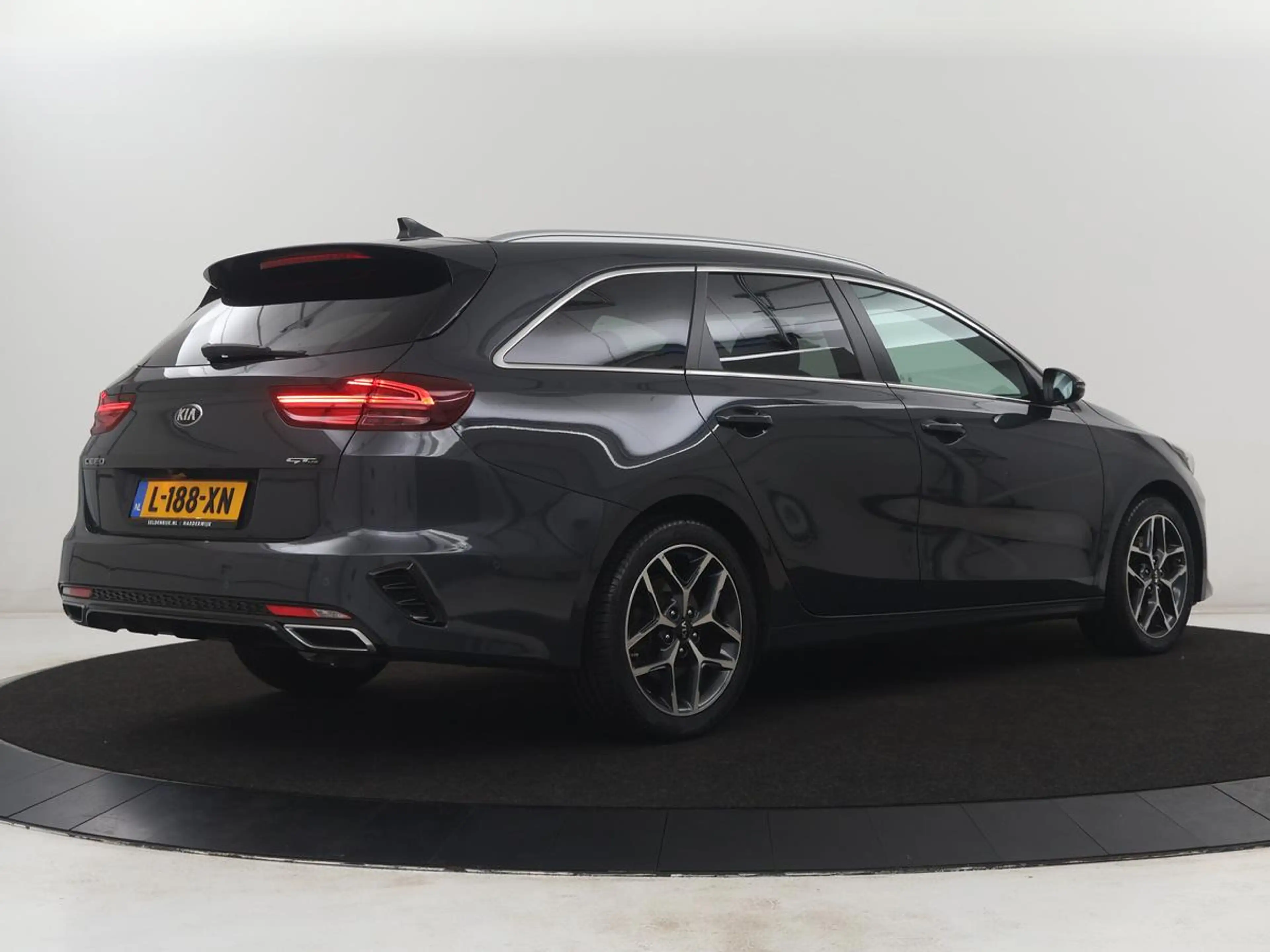 Kia Ceed SW / cee'd SW Sportswagon 1.5 T-GDi MHEV GT-Line Edition | Apple — photo 32