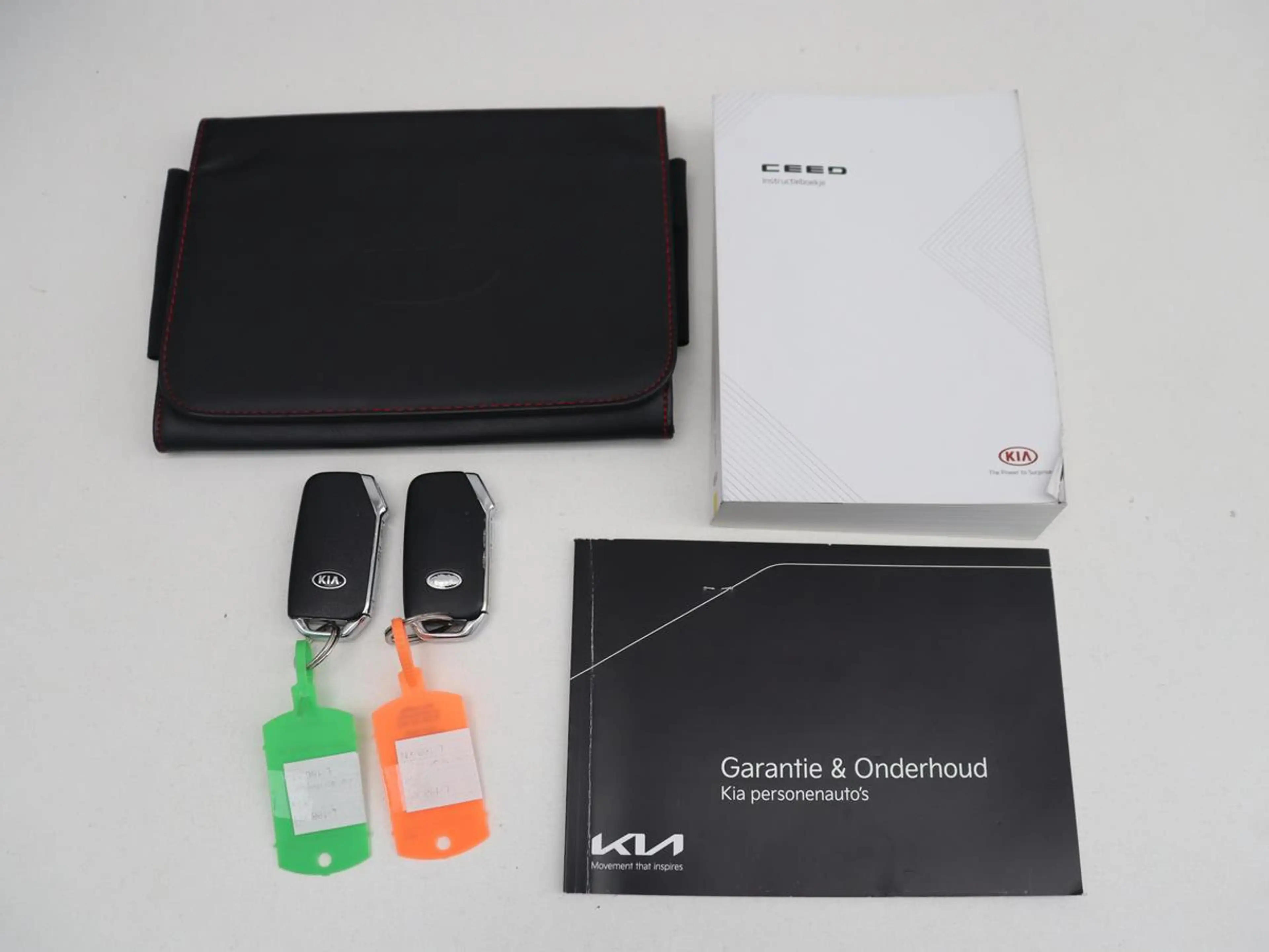 Kia Ceed SW / cee'd SW Sportswagon 1.5 T-GDi MHEV GT-Line Edition | Apple — photo 11