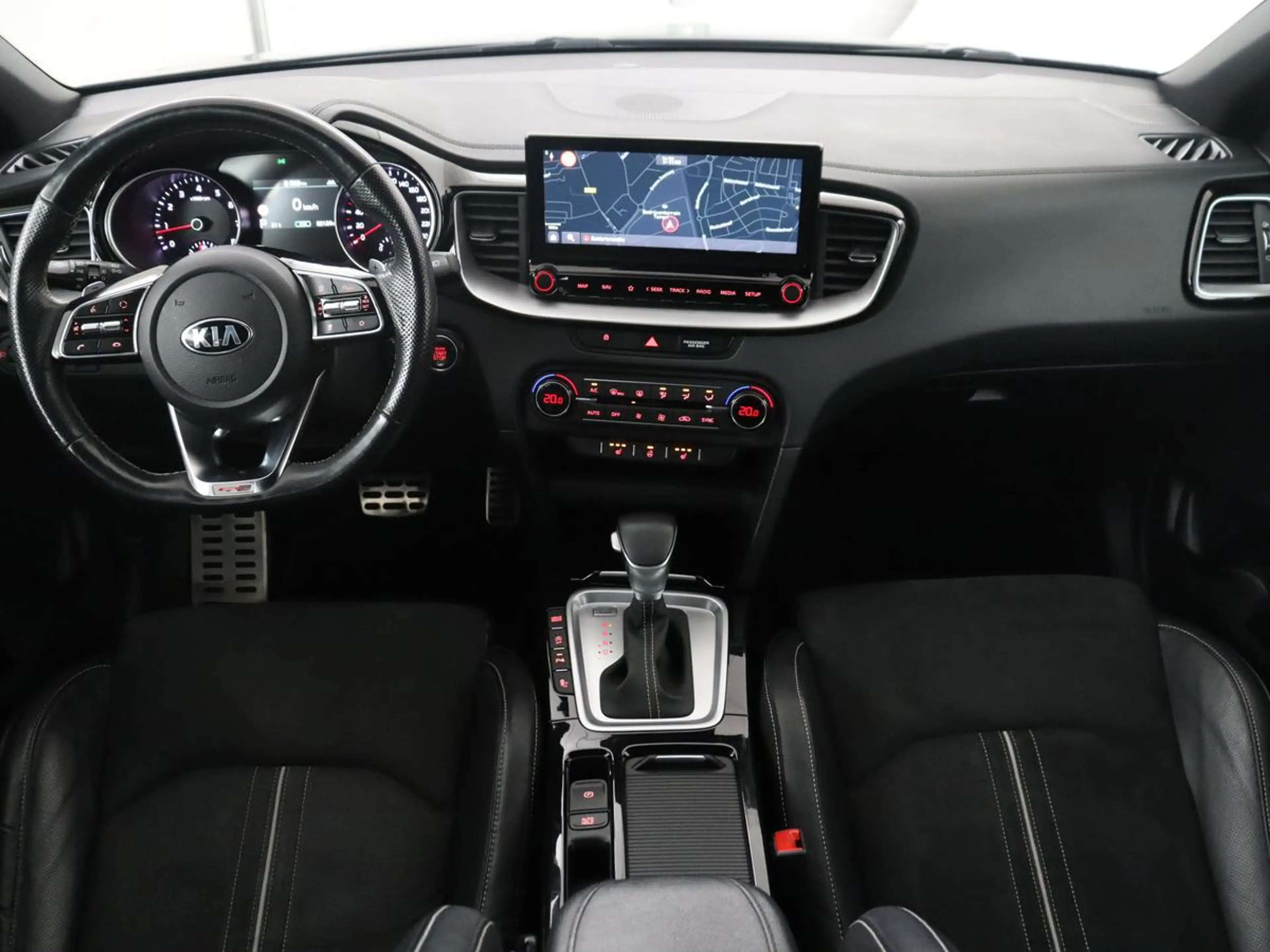 Kia Ceed SW / cee'd SW Sportswagon 1.5 T-GDi MHEV GT-Line Edition | Apple — photo 3