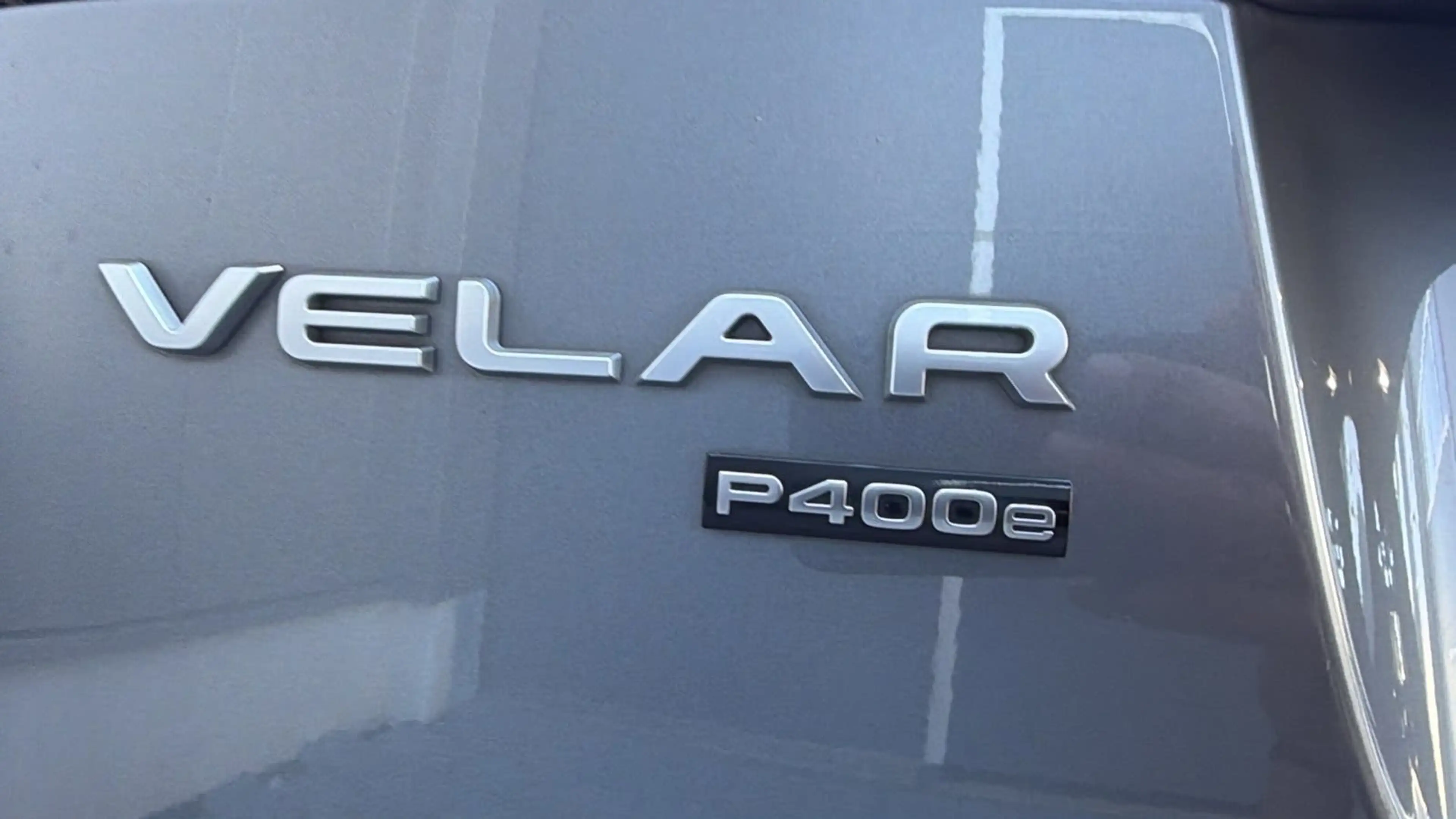 Land Rover Range Rover Velar S Hybrid — photo 9