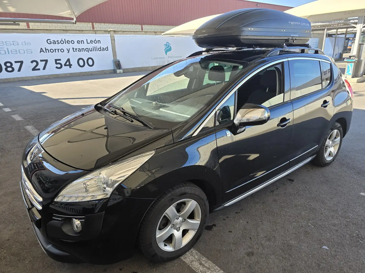 Peugeot 3008 Hybrid4 - 1