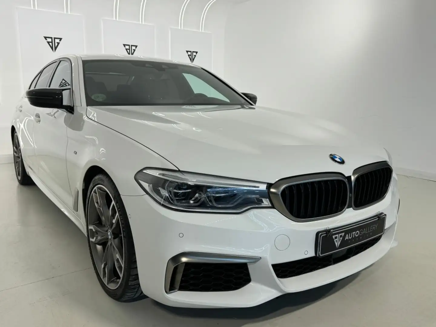 BMW M5 M550dA xDrive Weiß - 2