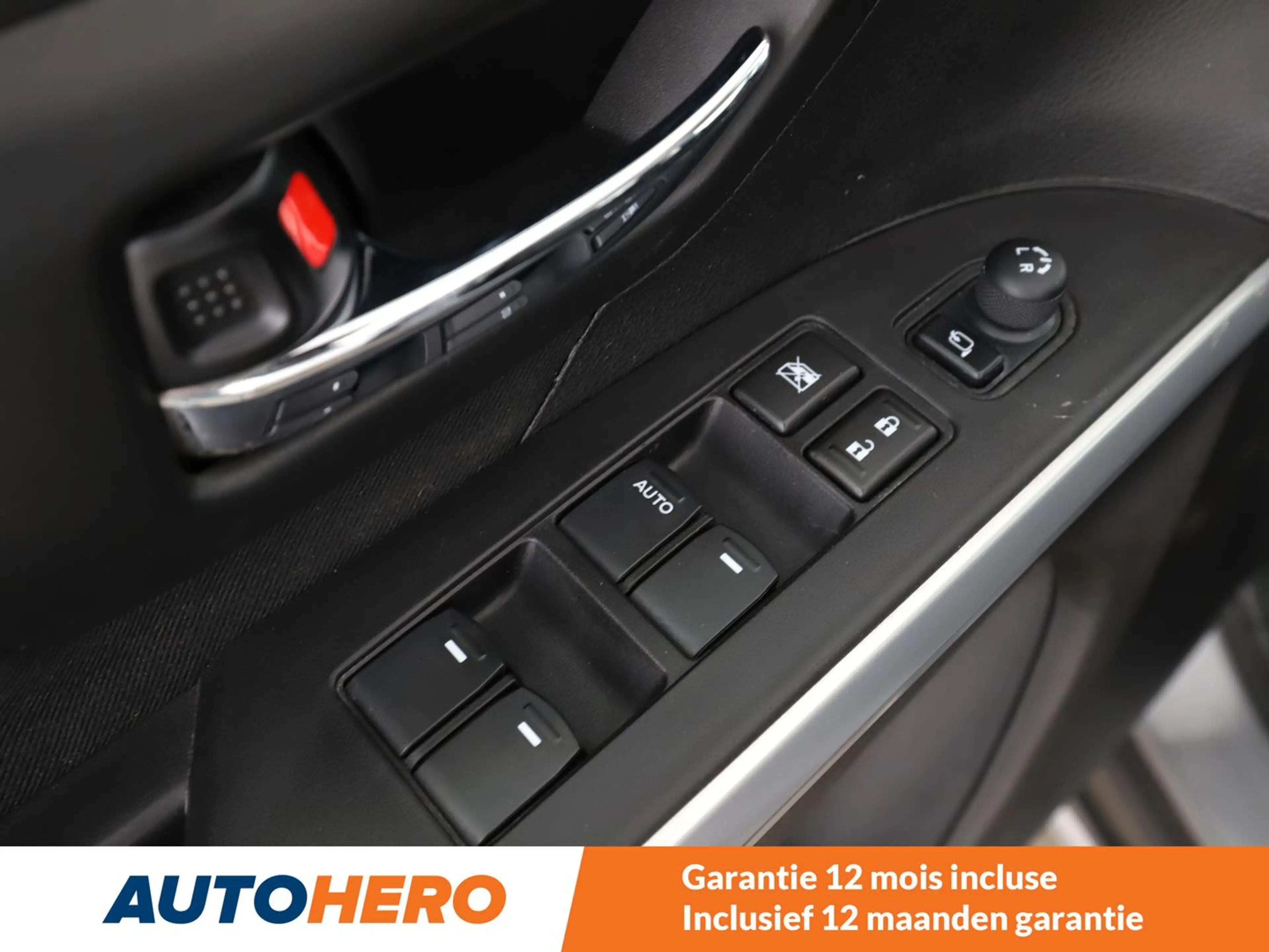 Suzuki SX4 1.6 Classic Style — photo 12
