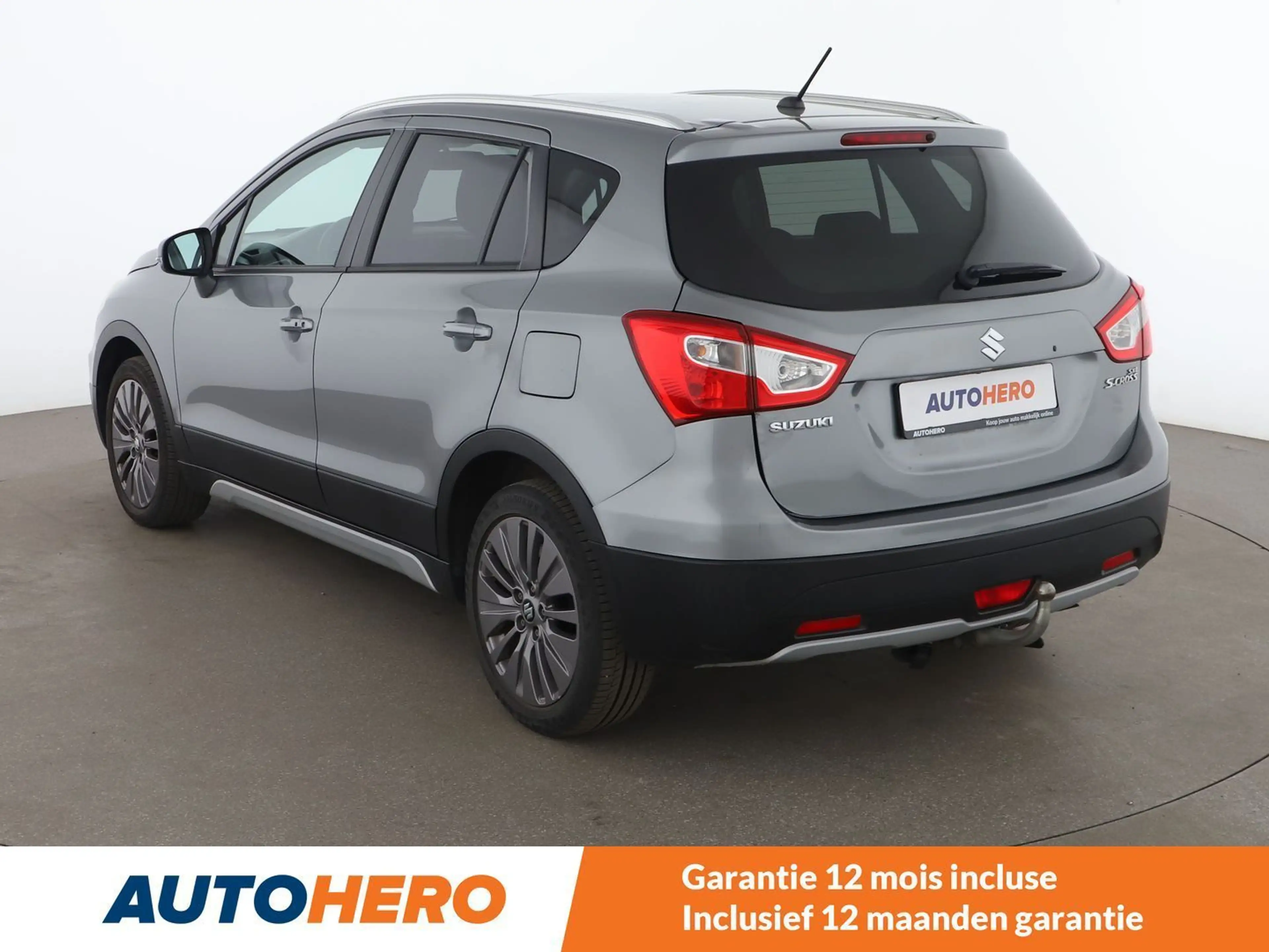 Suzuki SX4 1.6 Classic Style — photo 4