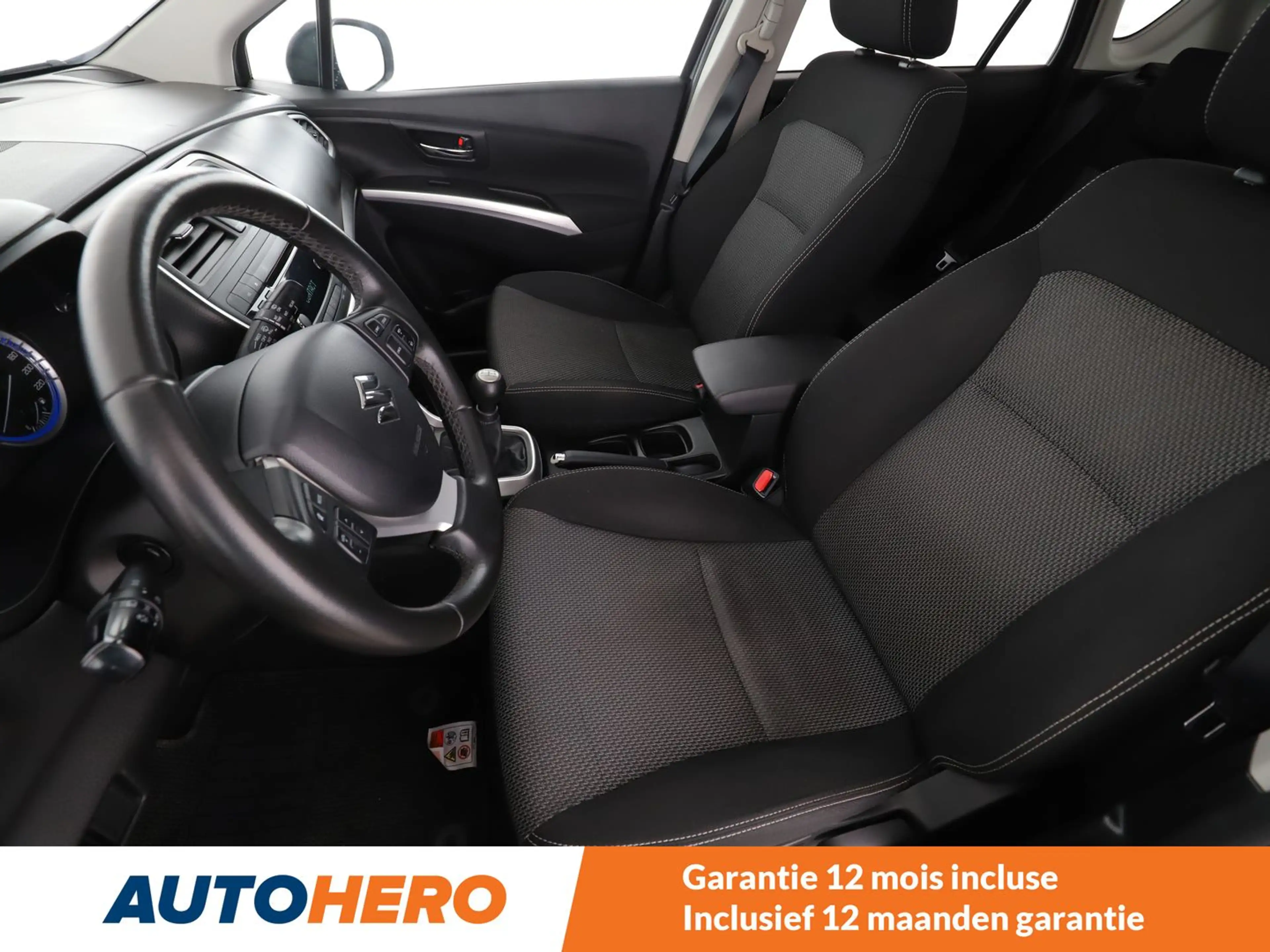 Suzuki SX4 1.6 Classic Style — photo 14