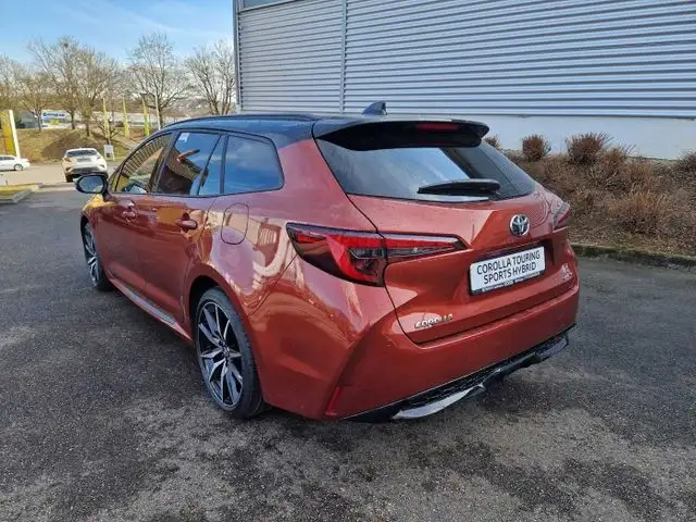 Toyota Corolla view 3
