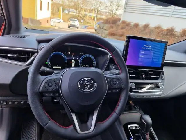 Toyota Corolla view 11