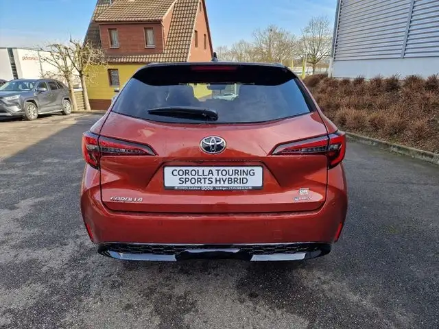 Toyota Corolla view 4