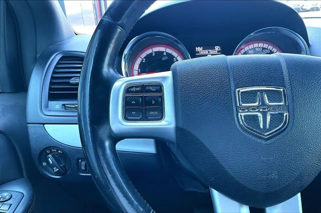 Dodge Grand Caravan снимка Dodge Grand Caravan