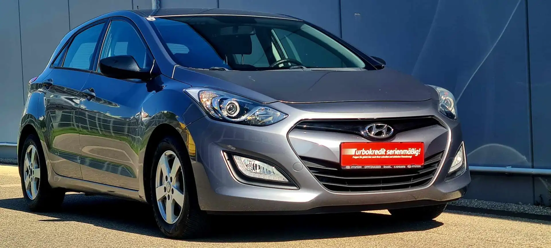 Hyundai i30 1,4 CVVT Europe Pickerl 10/2025+4 Gris - 1