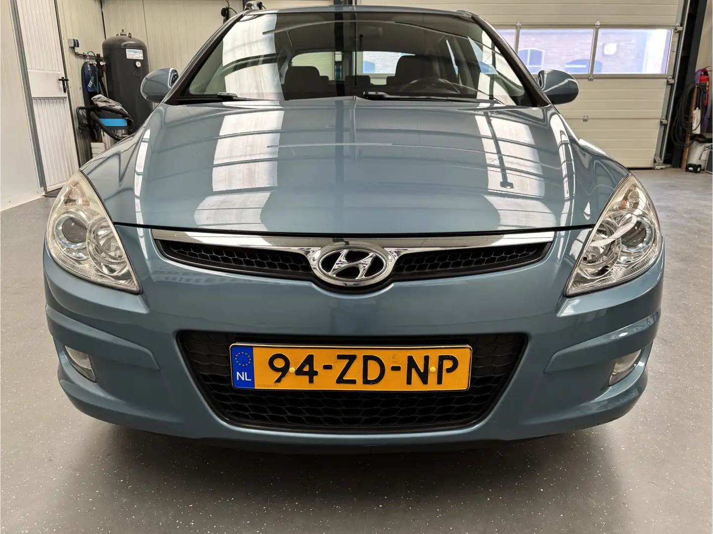 Hyundai i30 1.6i Dynamic Business | Airco (automatisch) | Alar Bleu - 2
