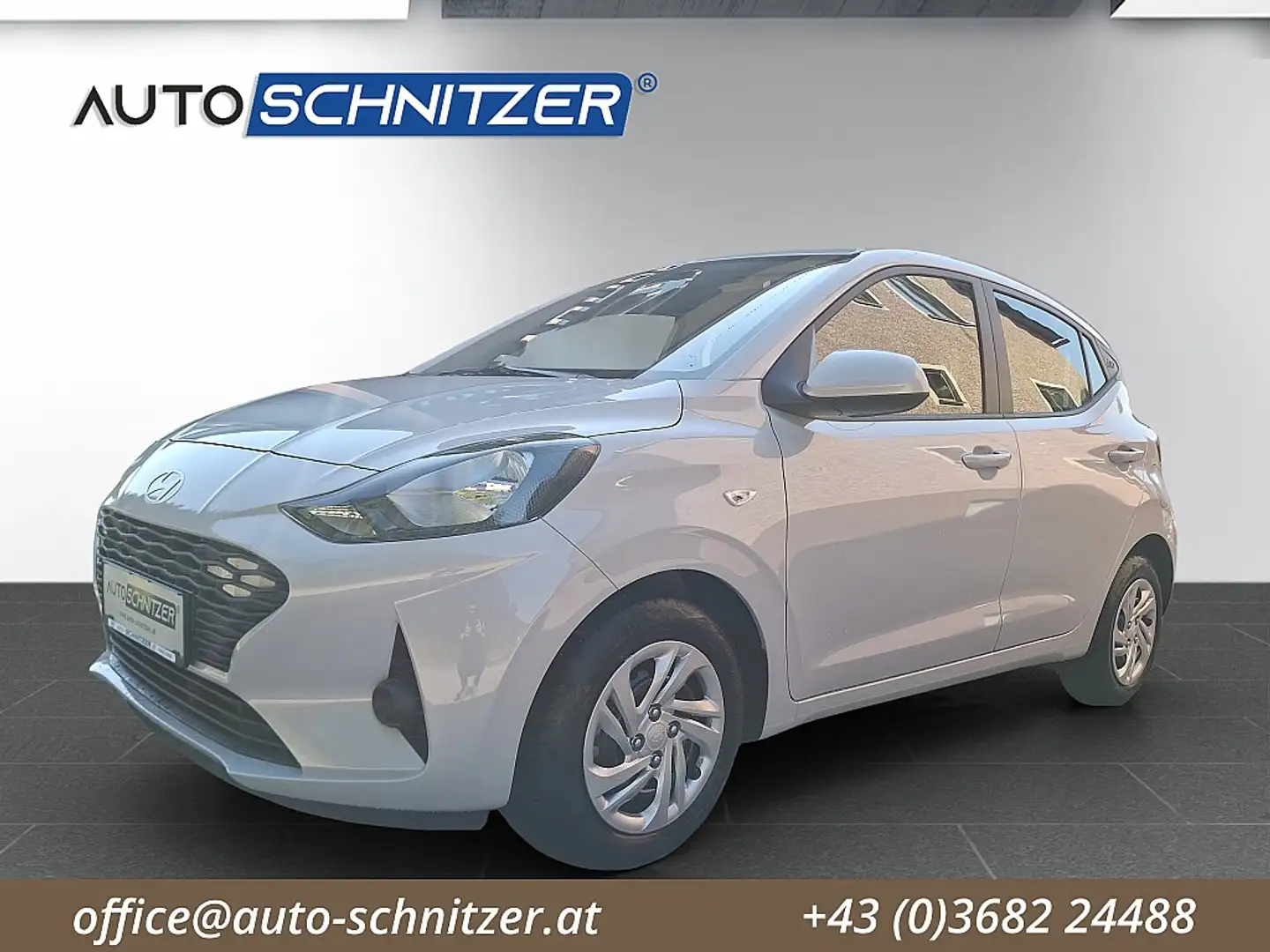 Hyundai i10 1,0 GO Gris - 1