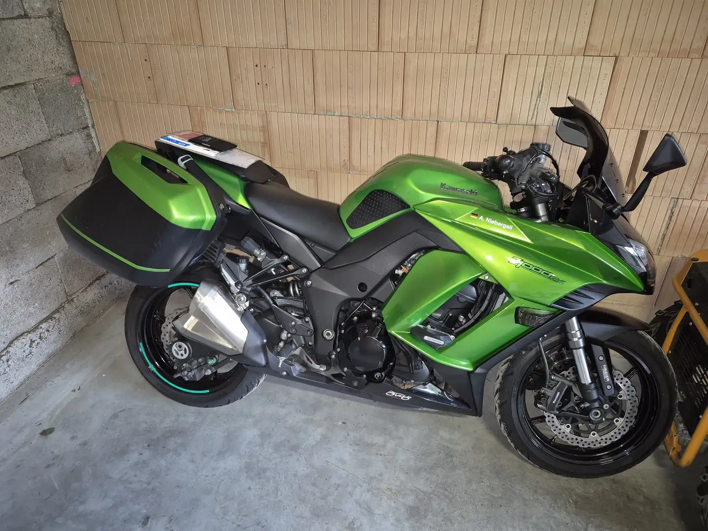 Kawasaki Z 1000 ZXT00l Vert - 2