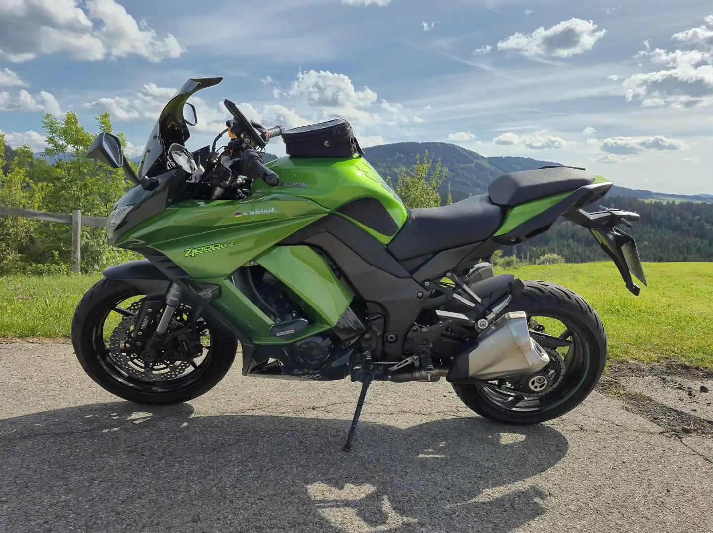 Kawasaki Z 1000 ZXT00l Vert - 1