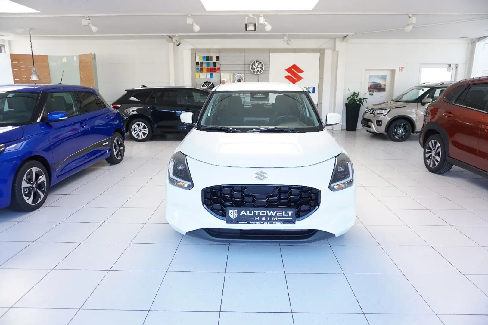 Suzuki Swift 1.2 Hybrid Club*TEMPOMAT*NAVI*Klima Blanc - 2