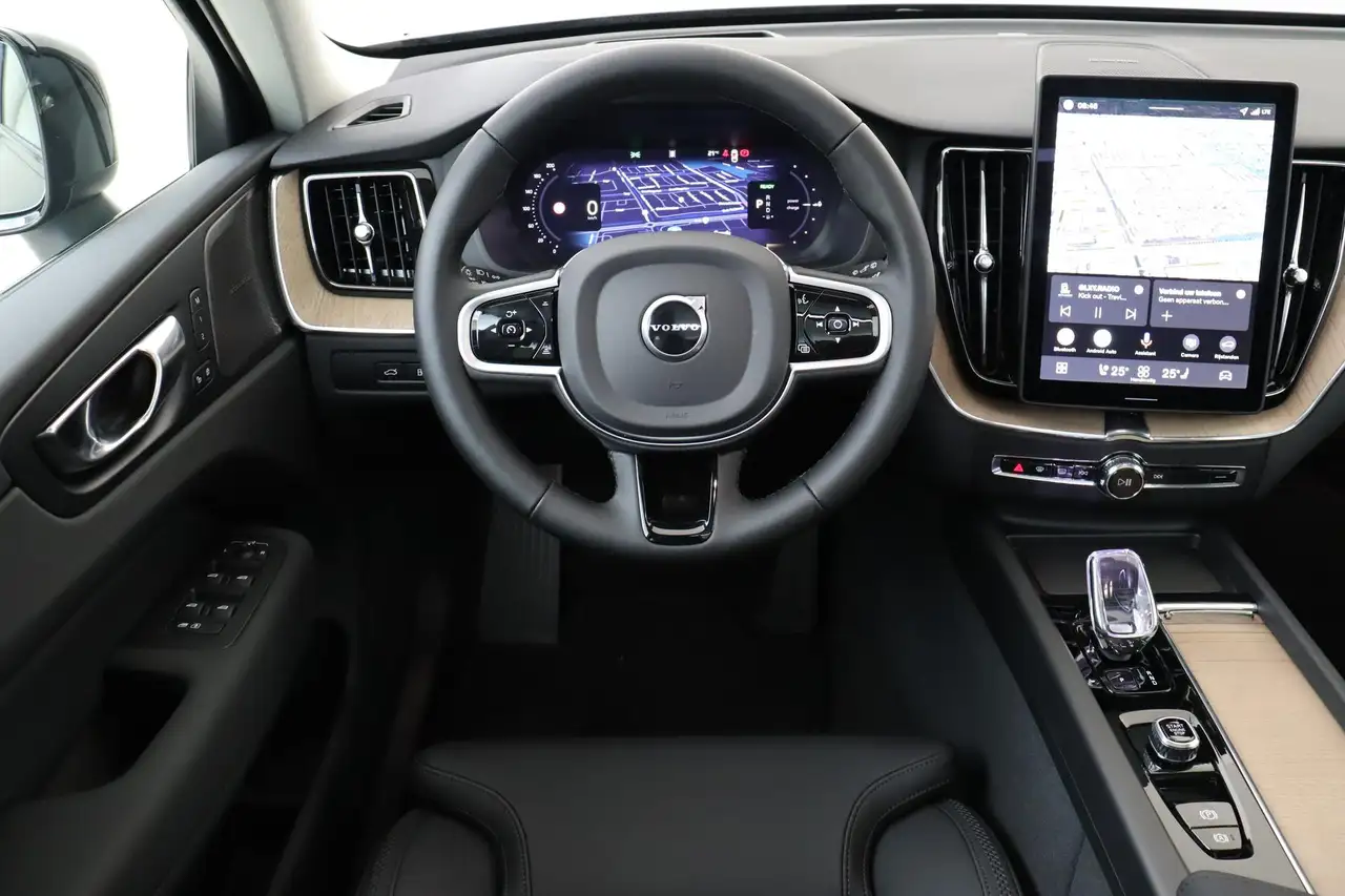 Volvo XC60 2026