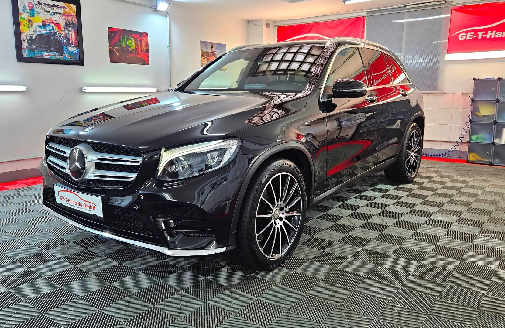 Mercedes-Benz GLC 250 AMG-Edition 4MATIC Aut. LED Luft Burmaster Voll Schwarz - 1