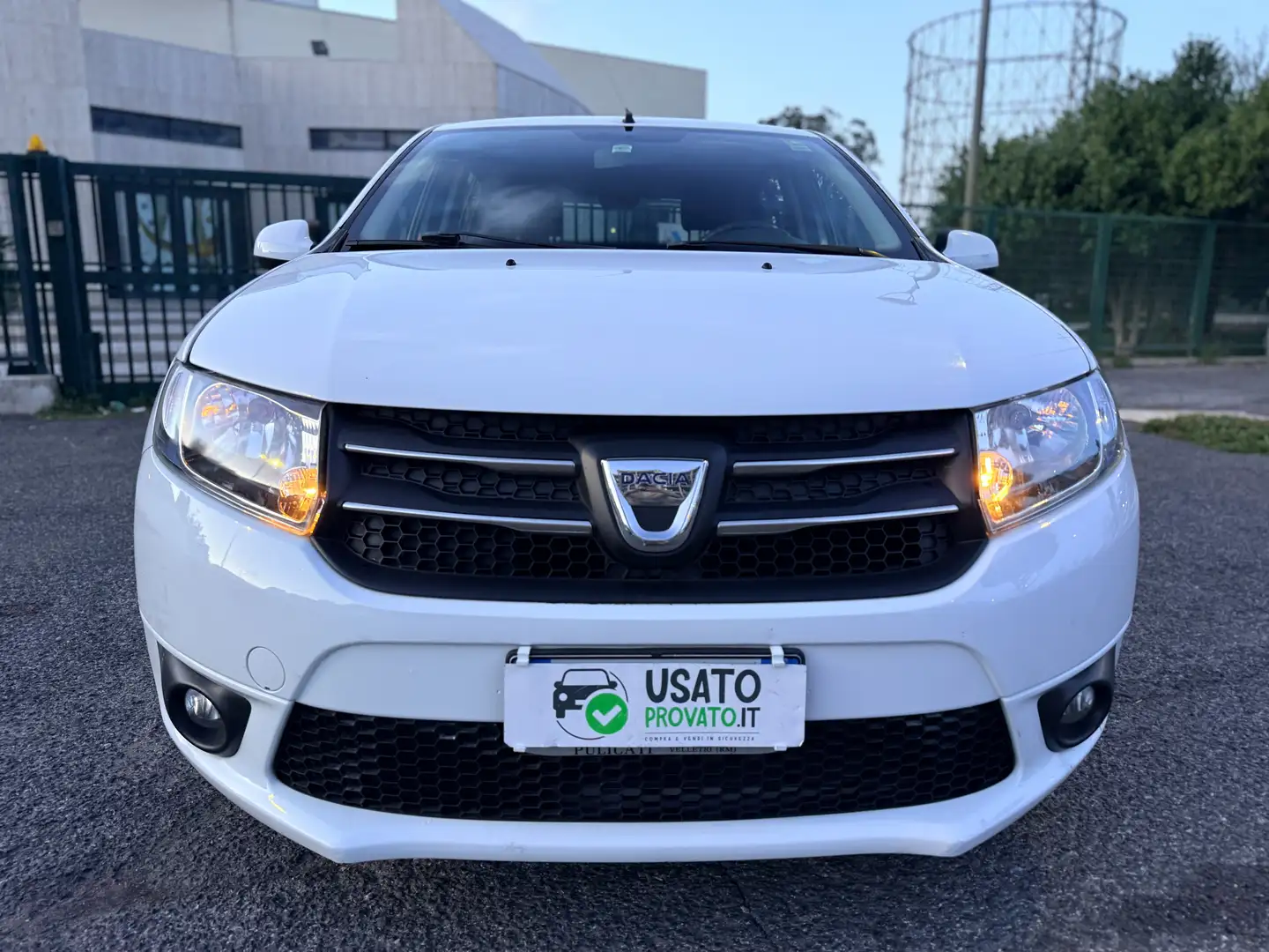 Dacia Sandero 1.2 75cv GPL UNIPRO Tagliandi Renault GARANZIA 12m Bianco - 2
