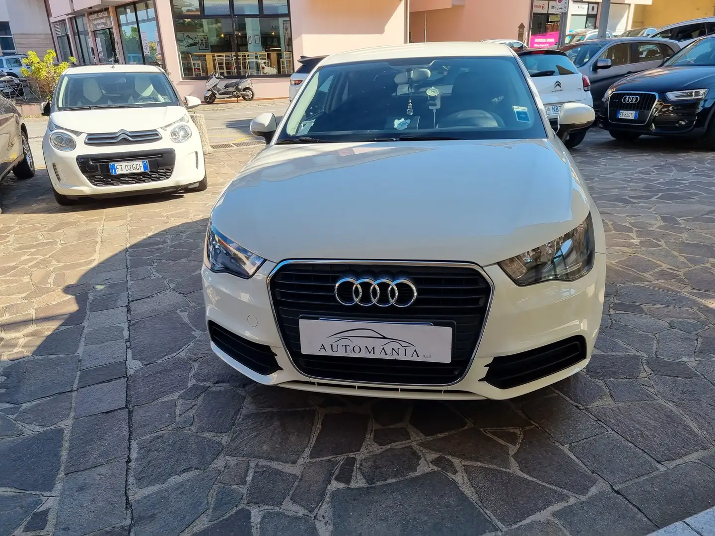 Audi A1 A1 1.6 tdi Ambition c/clima 90cv Bianco - 2