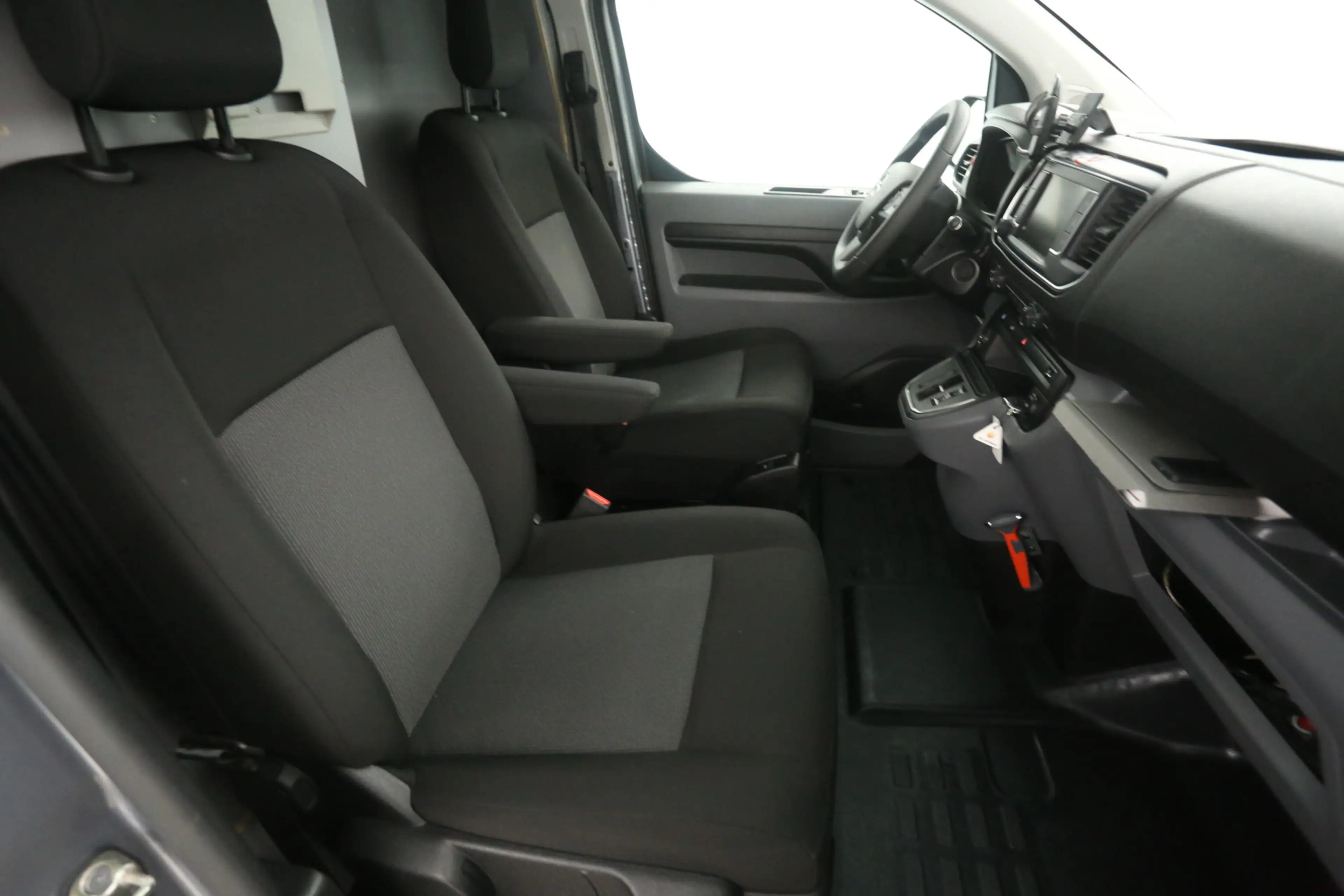 Opel Vivaro Elektrisch L2H1 75 kWh L2H1 | Snelladen | SOH 91% — photo 12