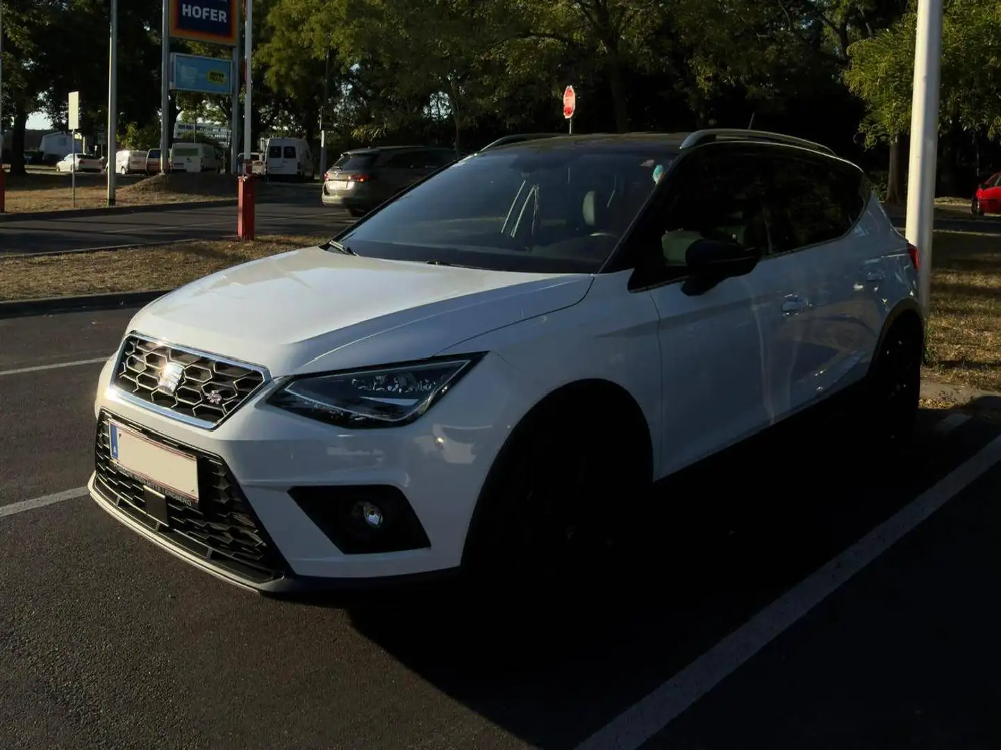 SEAT Arona Arona 1,0 Eco TSI FR Austria FR Austria Weiß - 1