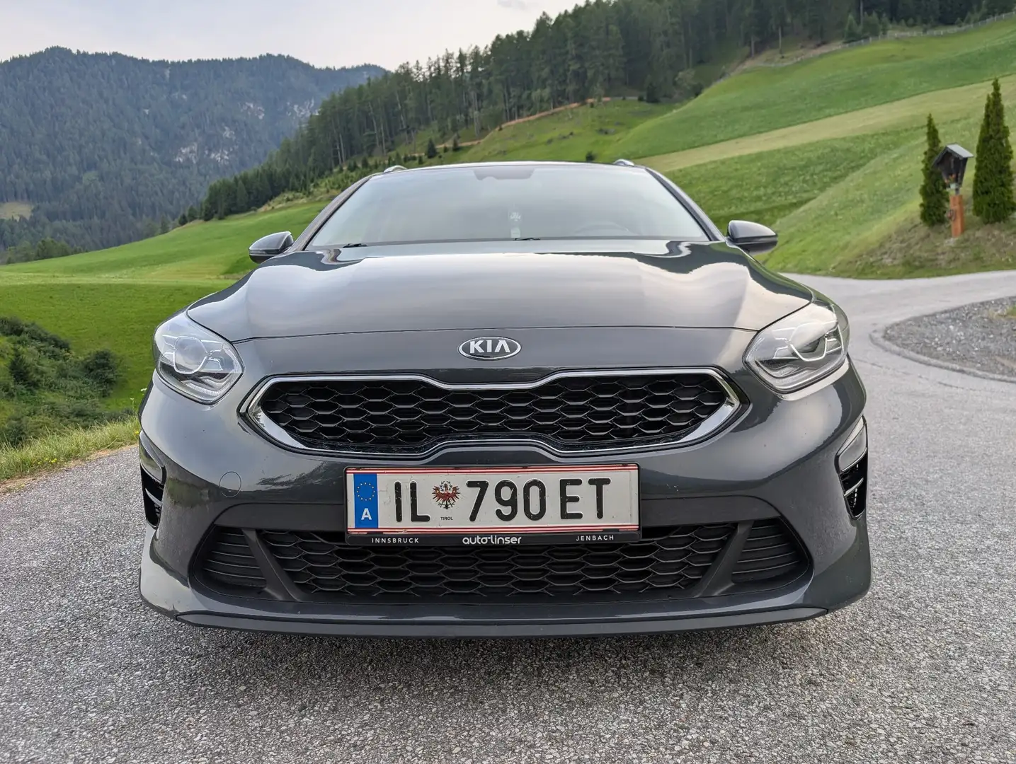 Kia Ceed SW / cee'd SW 1,6 CRDi SCR ISG Gold 1. Besitz - 2