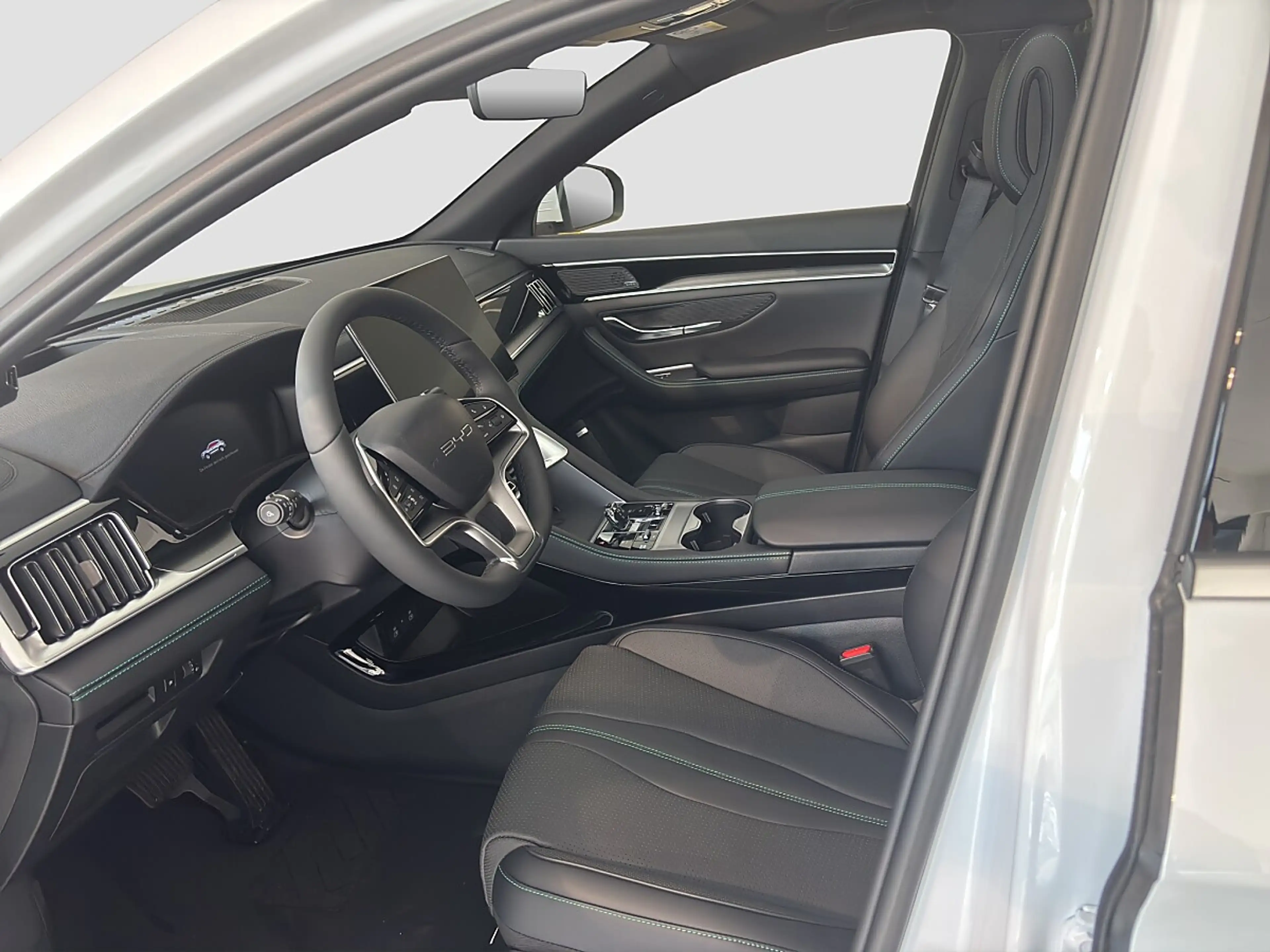 BYD Seal U DM-i PHEV 18,3kWh AWD Design Österreich Paket — photo 8