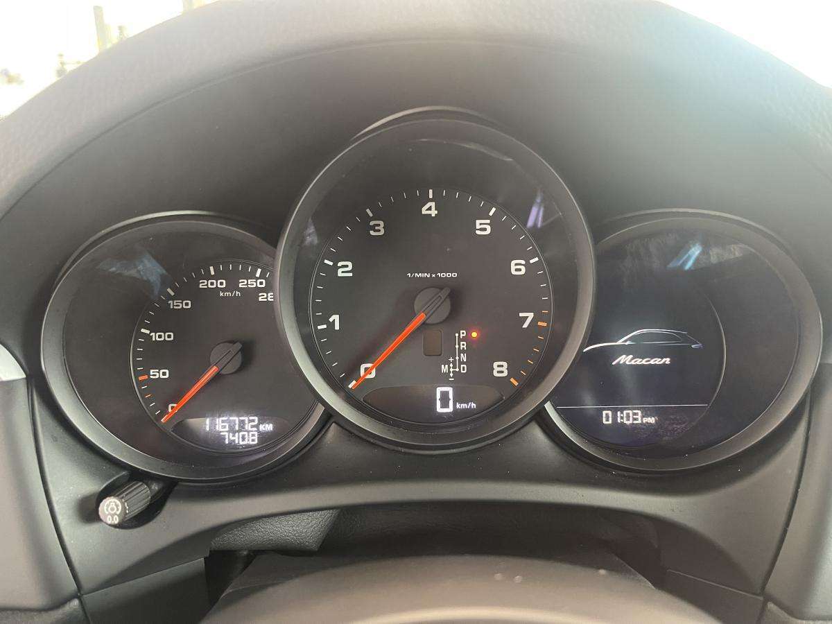 2021 Porsche Macan AWD thumb 18