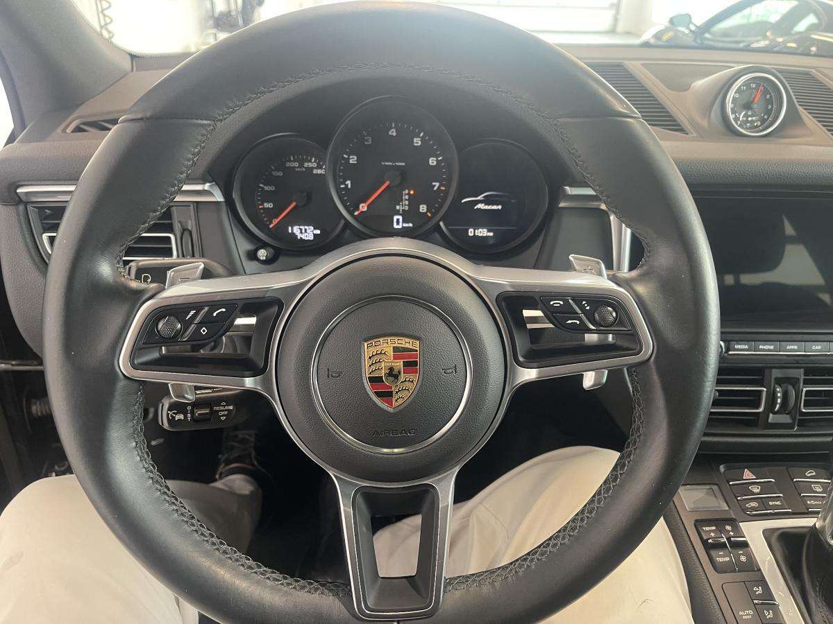 2021 Porsche Macan AWD thumb 13