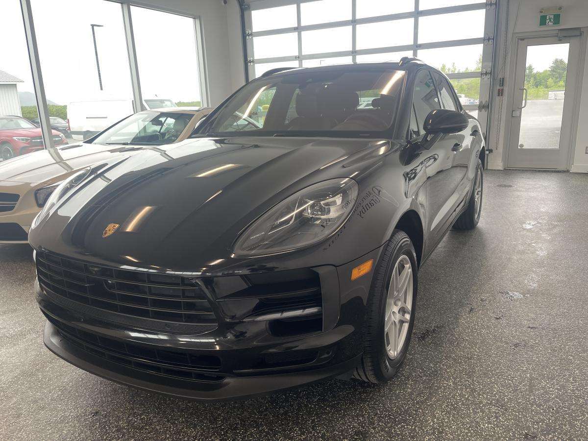 2021 Porsche Macan AWD thumb 9