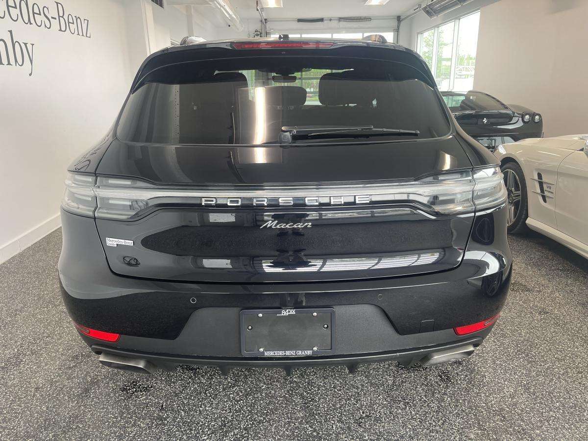 2021 Porsche Macan AWD alt 3