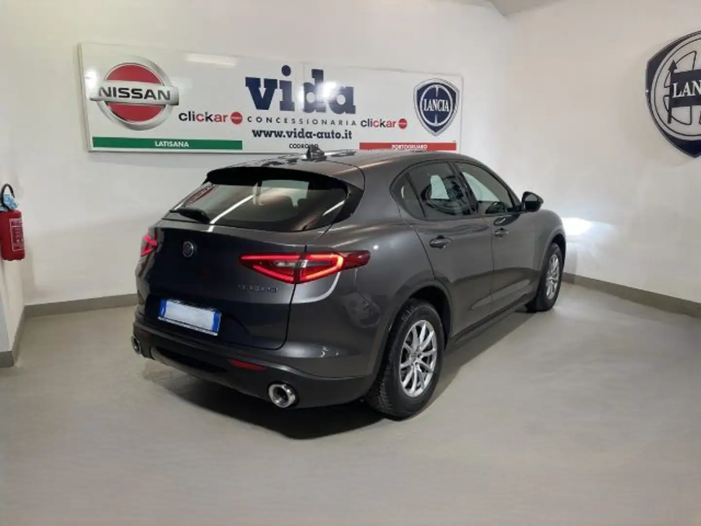 Alfa Romeo Stelvio 2.2 Turbodiesel 190 CV AT8 Q4 3750 EURO OPT!! Grigio - 2
