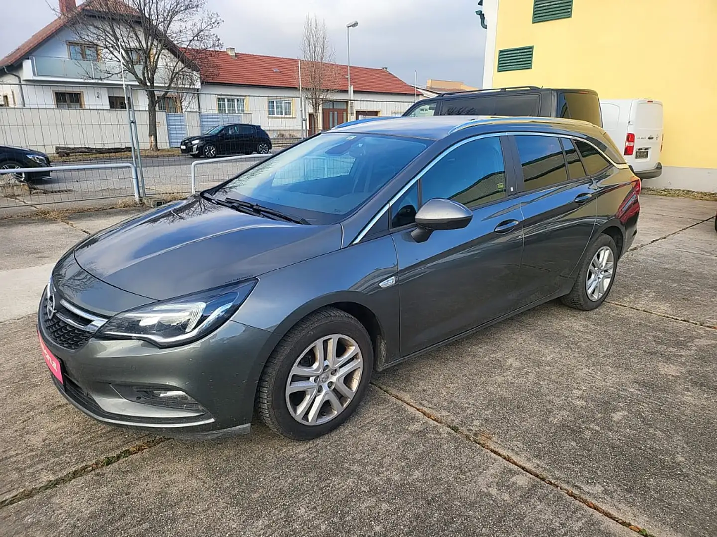 Opel Astra Grau - 2
