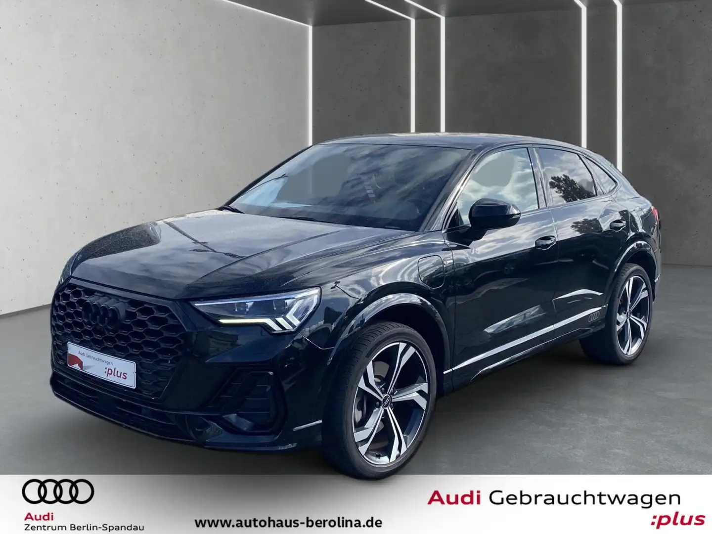 Audi Q3 45 TFSI e S line S tronic *MATRIX* Noir - 2