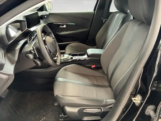 Peugeot 208 view 7