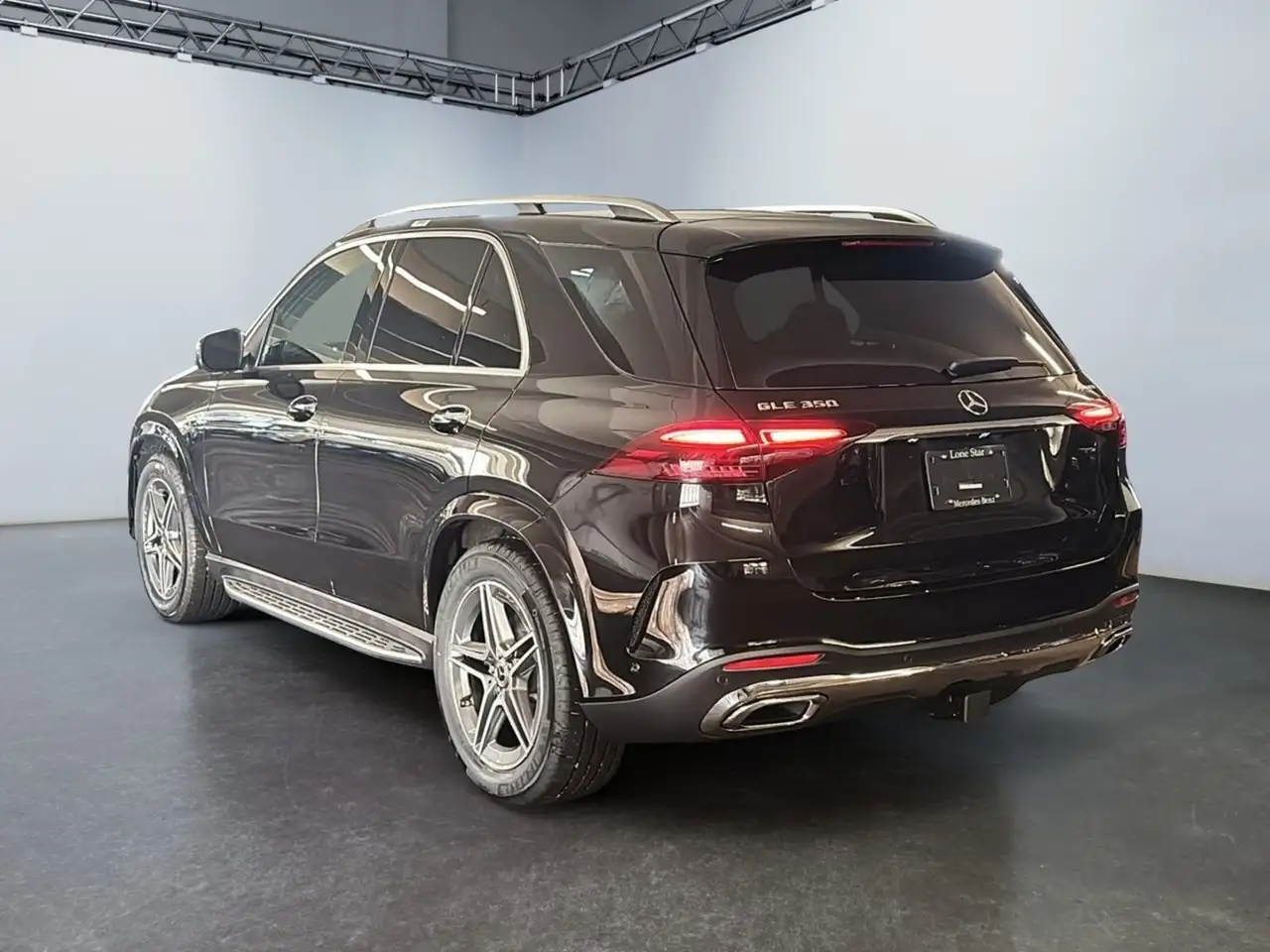 Mercedes-Benz GLE снимка Mercedes-Benz GLE