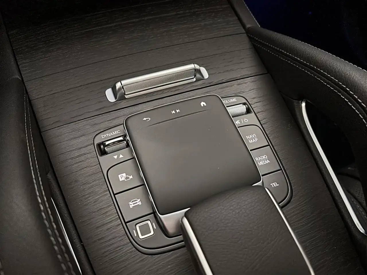 Mercedes-Benz GLE снимка Mercedes-Benz GLE