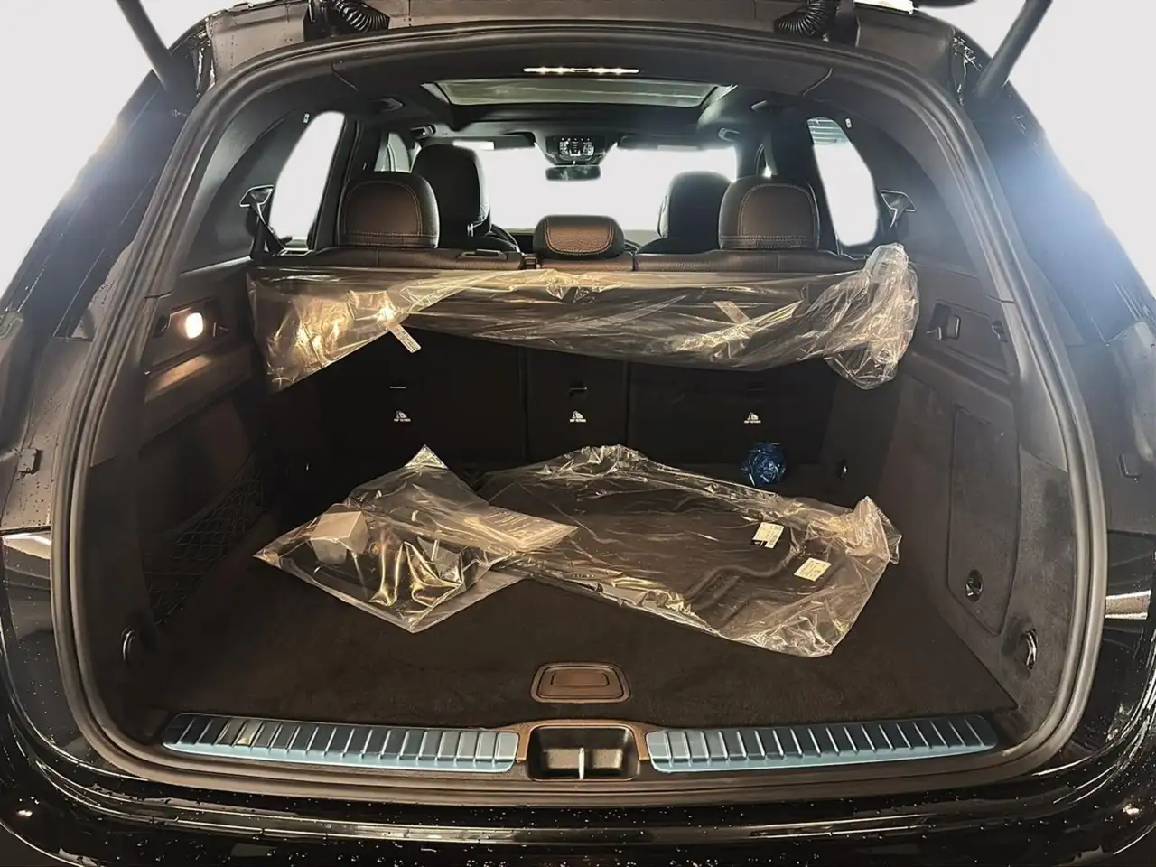 Mercedes-Benz GLE снимка Mercedes-Benz GLE