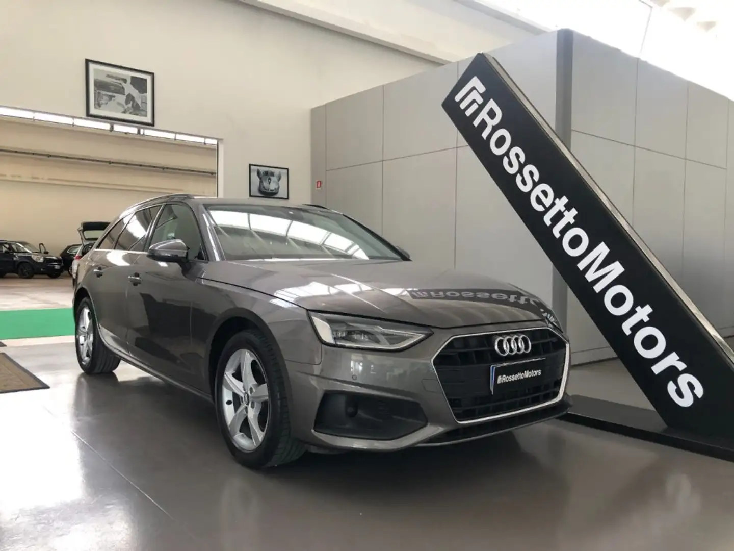 Audi A4 Avant 2.0TDI Ibrida S-tronic Business Grigio - 1