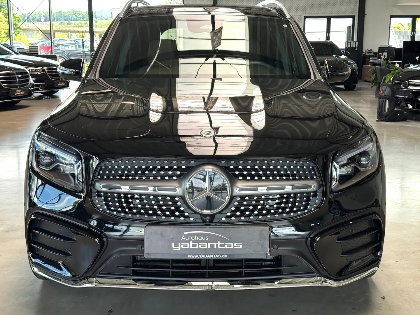 Mercedes-Benz GLB 220 D 4M AMG Pano 7-Sitzer DISTRONIC Pro AHK 360°-K He Negro - 2