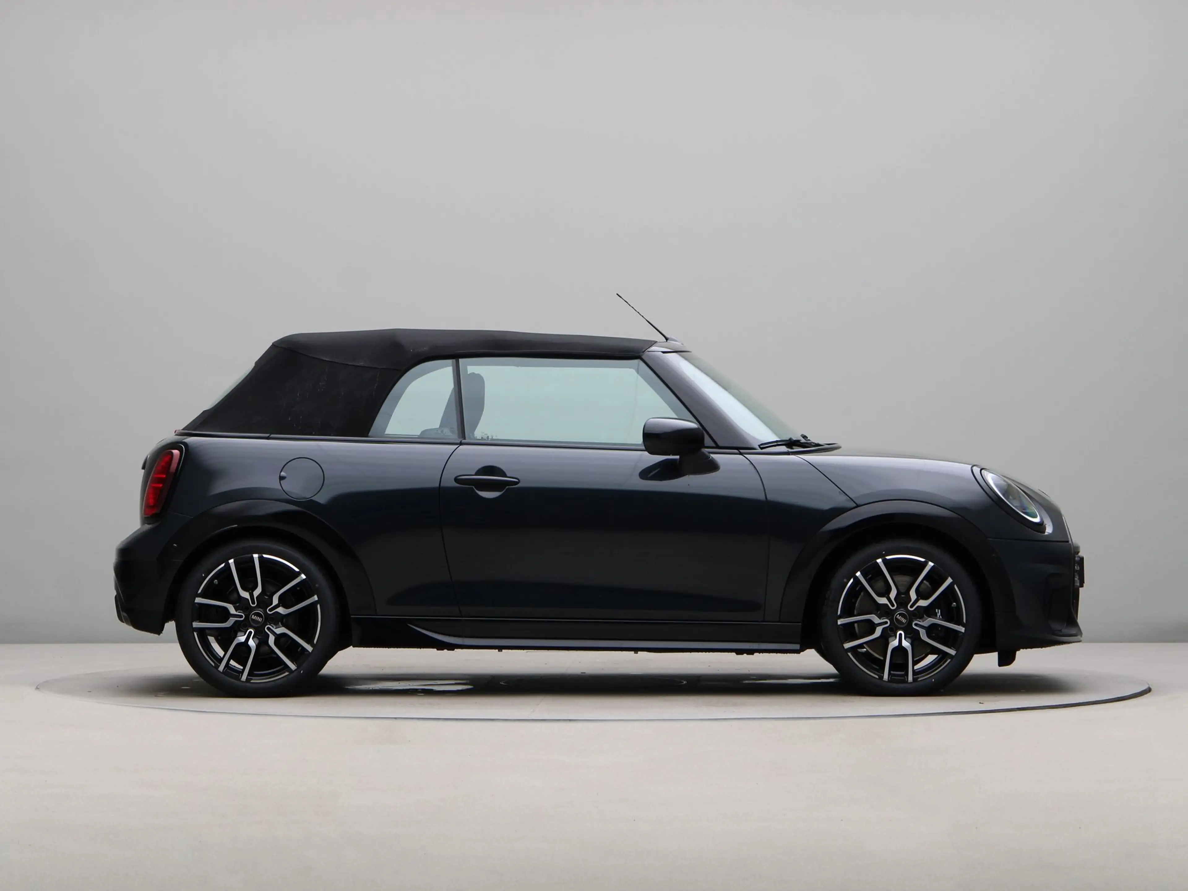 MINI John Cooper Works Cabrio C Cooper XL PRIVATE LEASE EUR 690,- (60 mnd/5.000 — photo 12