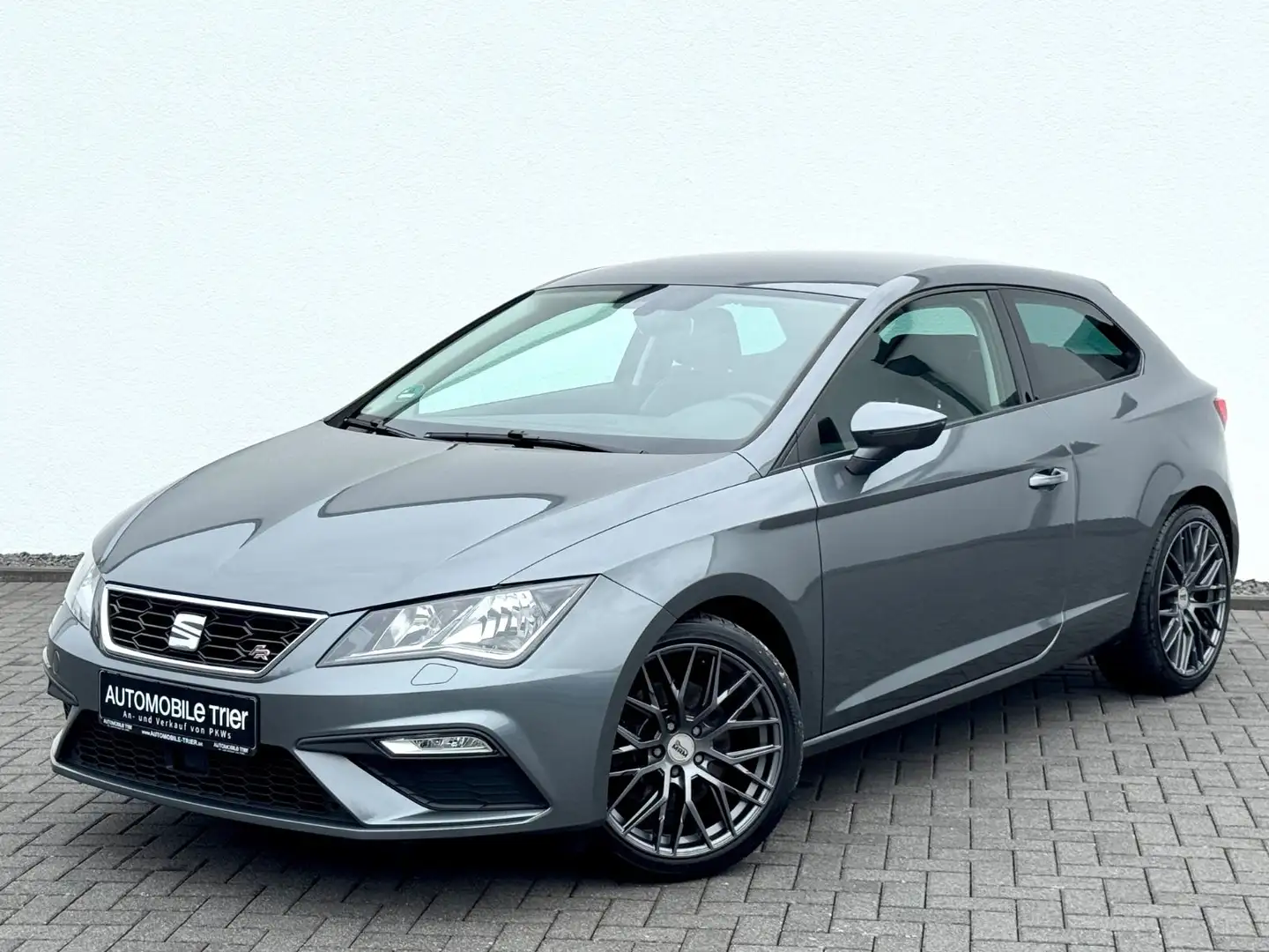 SEAT Leon SC FR 1.4 TSI / KLIMA / NAVI / SHZ / BEATS Grau - 1