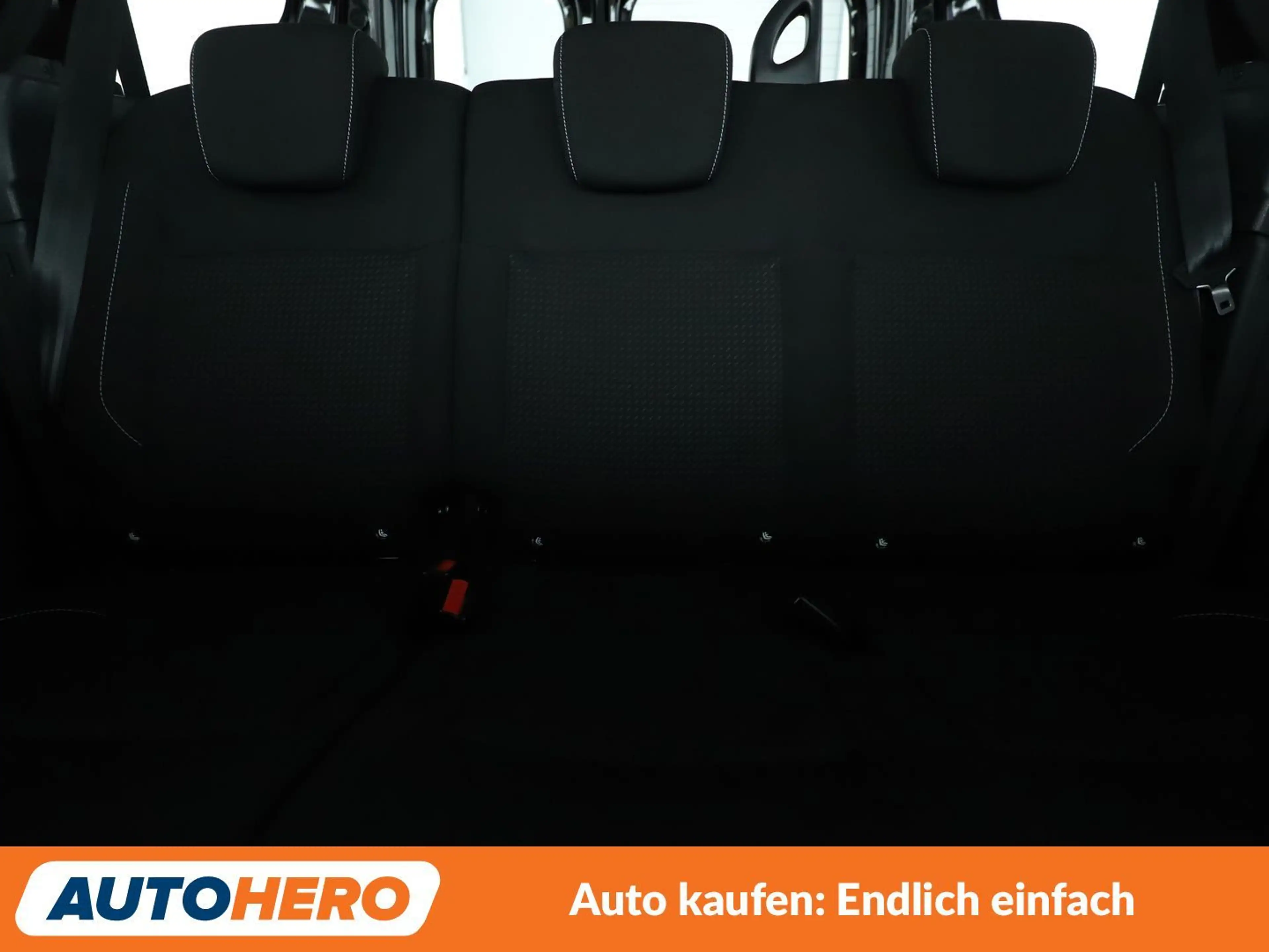 Dacia Dokker 1.3 TCe Comfort*PDC*SHZ*AHK*KLIMA*GARANTIE* — photo 15